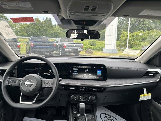 new 2025 Nissan Kicks car, priced at $27,746