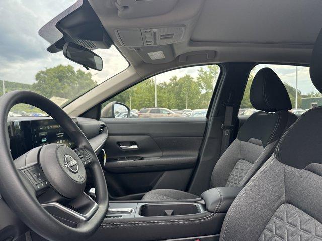 new 2025 Nissan Kicks car, priced at $27,746