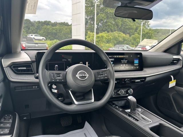 new 2025 Nissan Kicks car, priced at $27,746