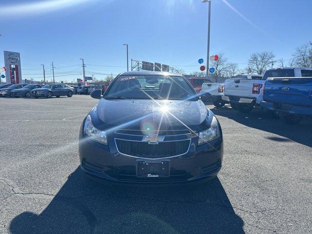 used 2014 Chevrolet Cruze car, priced at $8,888