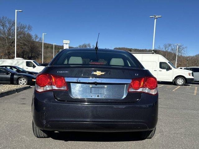 used 2014 Chevrolet Cruze car, priced at $8,888