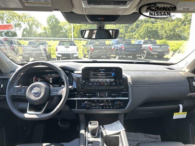 new 2025 Nissan Pathfinder car, priced at $52,201
