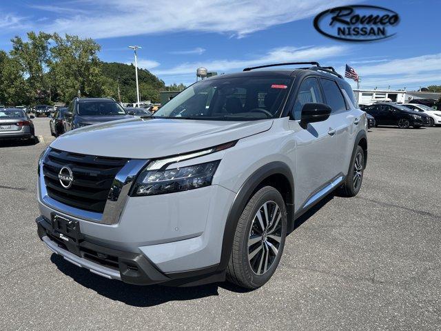 new 2025 Nissan Pathfinder car, priced at $52,201