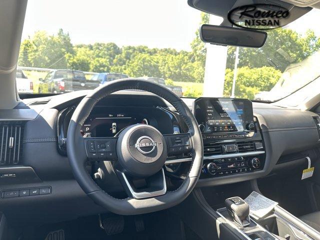 new 2025 Nissan Pathfinder car, priced at $52,201