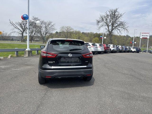 used 2020 Nissan Rogue Sport car, priced at $15,989