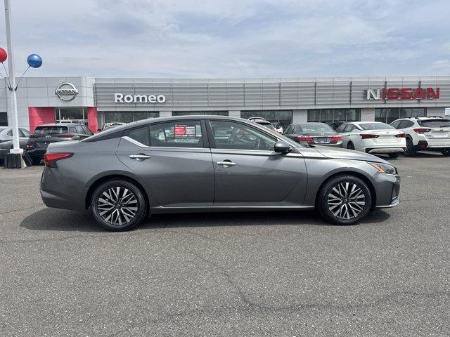 used 2023 Nissan Altima car, priced at $21,991