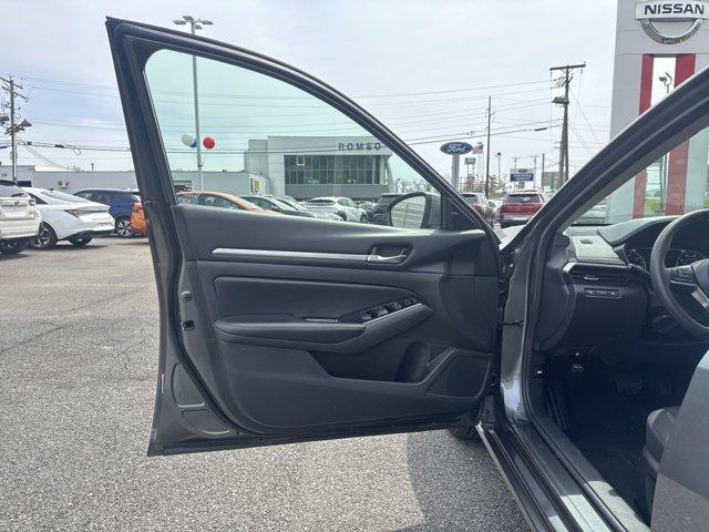 used 2023 Nissan Altima car, priced at $21,991