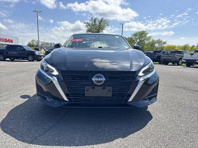 used 2023 Nissan Altima car, priced at $22,389
