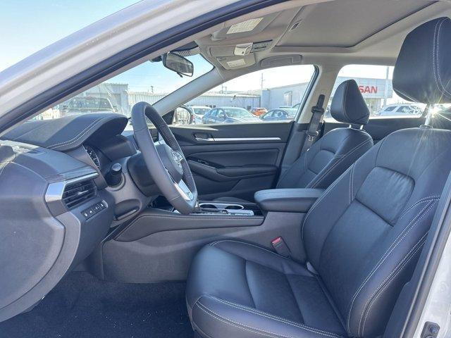 new 2025 Nissan Altima car, priced at $36,195