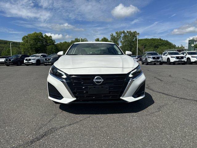 new 2025 Nissan Altima car, priced at $37,695