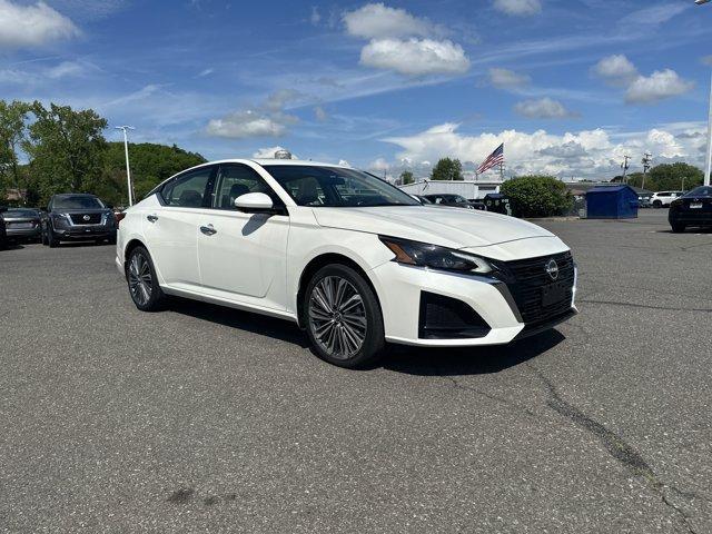 new 2025 Nissan Altima car, priced at $37,695