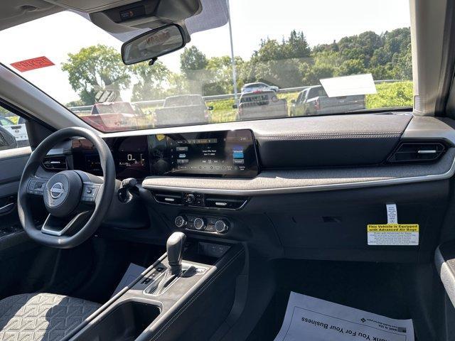 new 2025 Nissan Kicks car, priced at $27,023