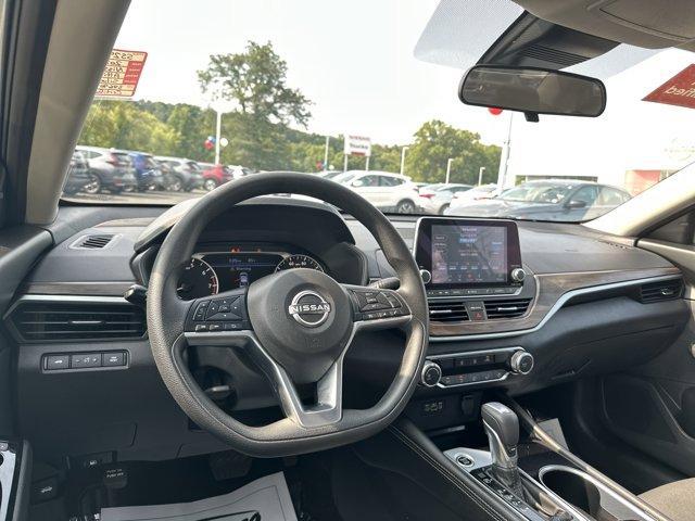 used 2023 Nissan Altima car, priced at $22,389