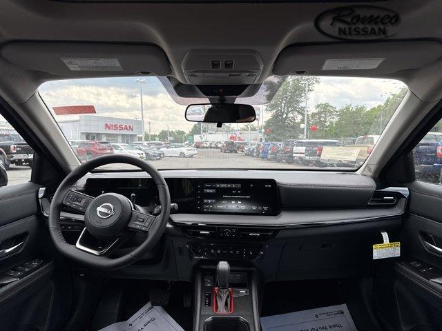 new 2025 Nissan Kicks car, priced at $30,994