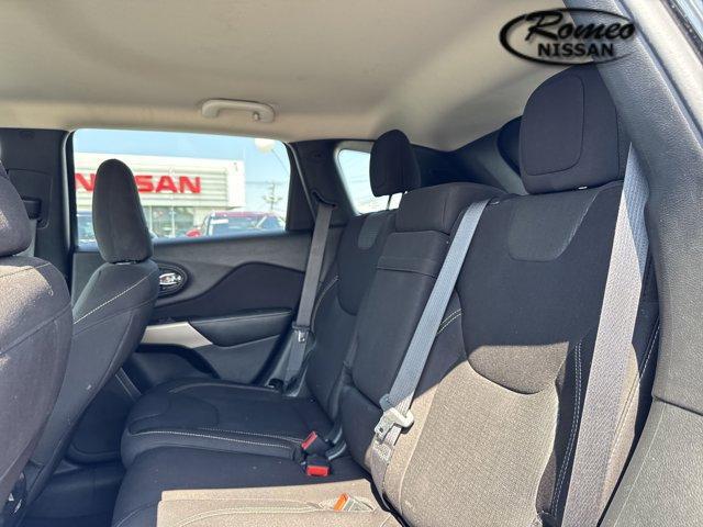 used 2017 Jeep Cherokee car, priced at $14,990