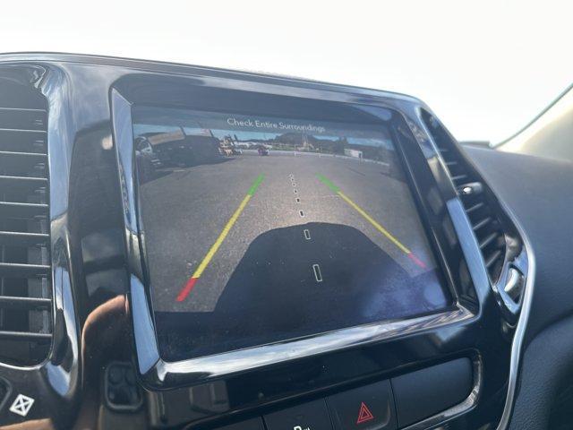 used 2019 Jeep Cherokee car, priced at $15,995