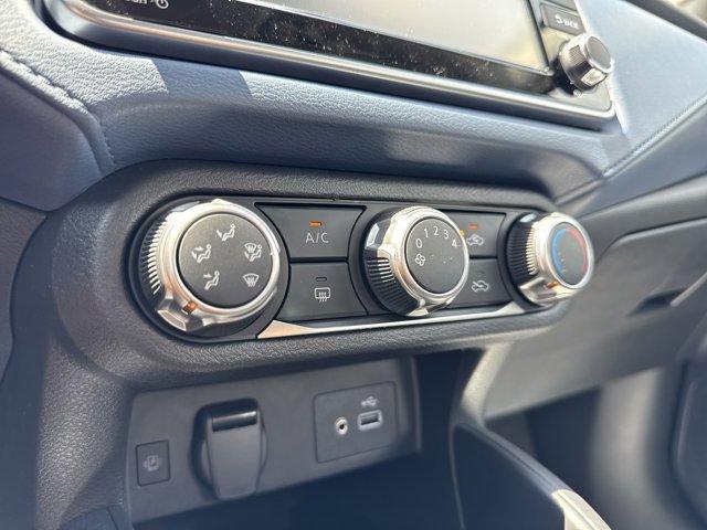 new 2025 Nissan Versa car, priced at $22,140