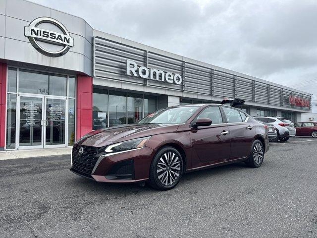 used 2023 Nissan Altima car, priced at $20,985