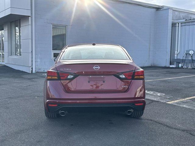 new 2025 Nissan Altima car, priced at $32,800