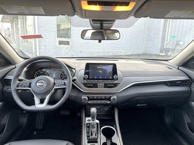 new 2025 Nissan Altima car, priced at $32,800