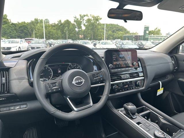 new 2025 Nissan Pathfinder car, priced at $45,775
