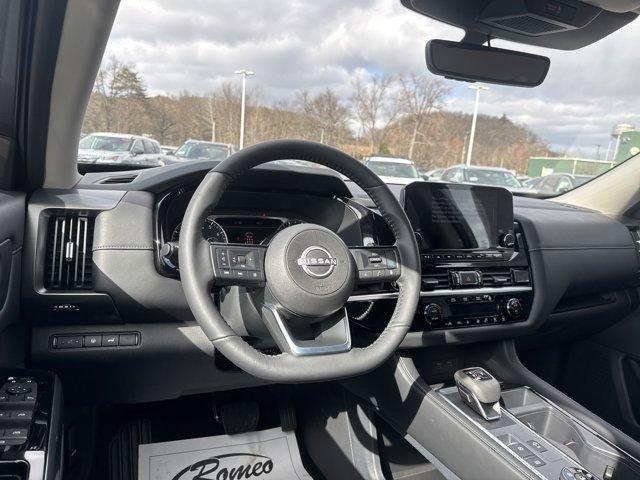 new 2025 Nissan Pathfinder car, priced at $46,930