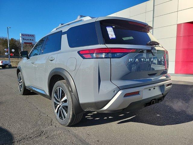 new 2024 Nissan Pathfinder car, priced at $53,885