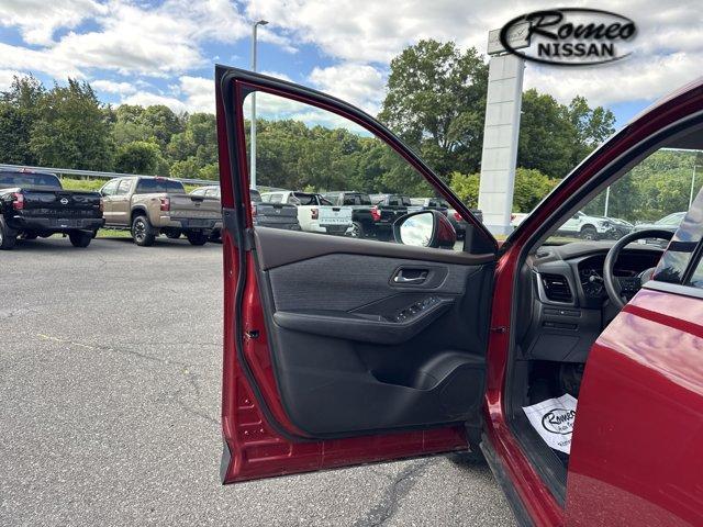 used 2021 Nissan Rogue car, priced at $23,999
