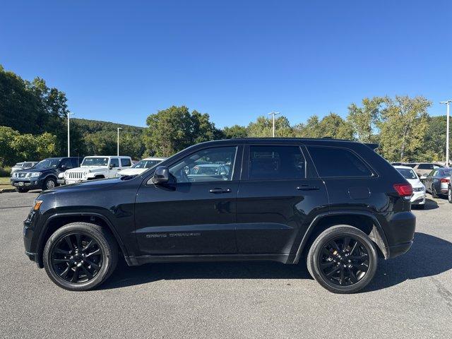 used 2017 Jeep Grand Cherokee car, priced at $10,775