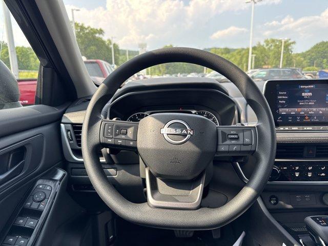 new 2025 Nissan Rogue car, priced at $32,200