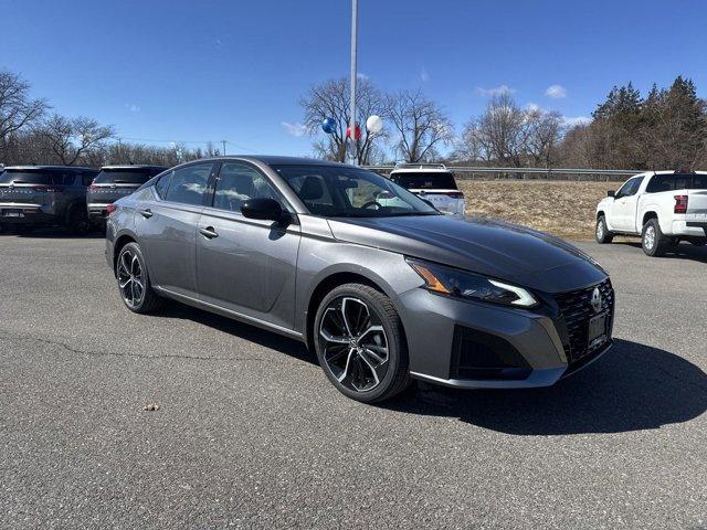 new 2025 Nissan Altima car, priced at $32,285