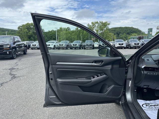 used 2023 Nissan Altima car, priced at $22,489