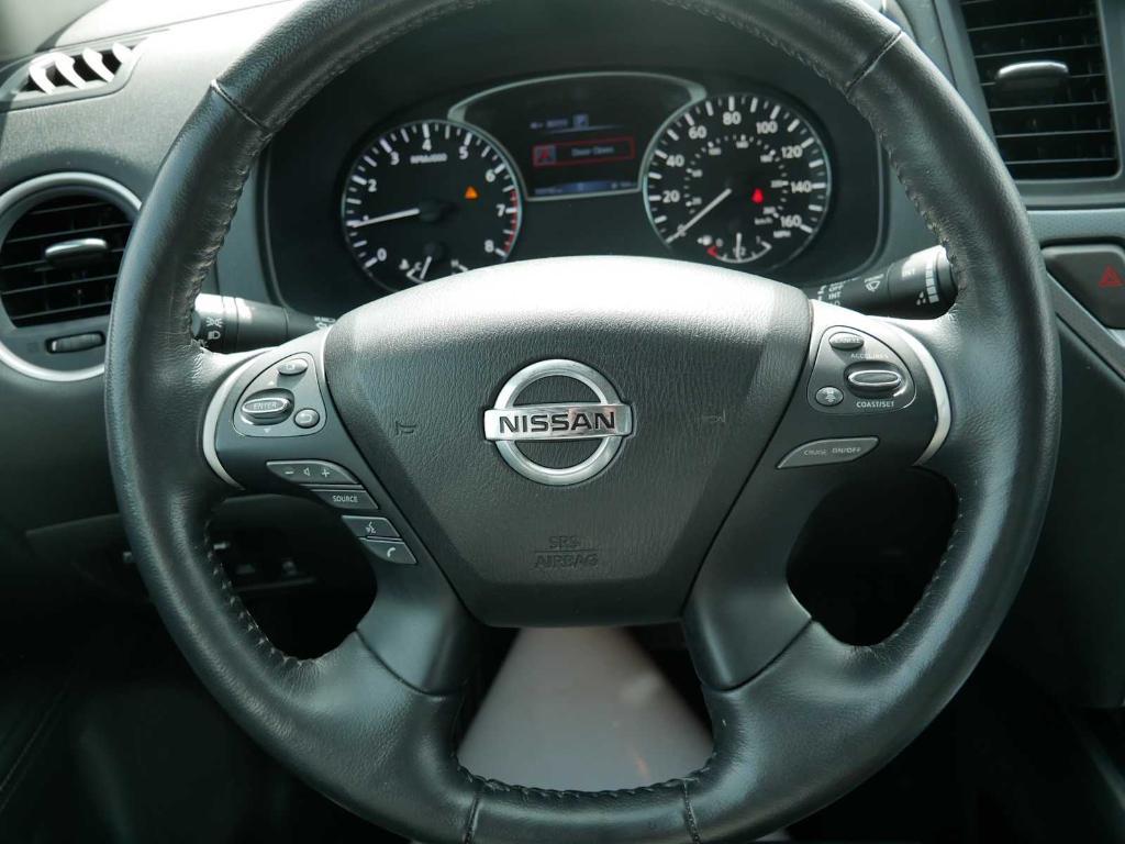 used 2020 Nissan Pathfinder car, priced at $19,424