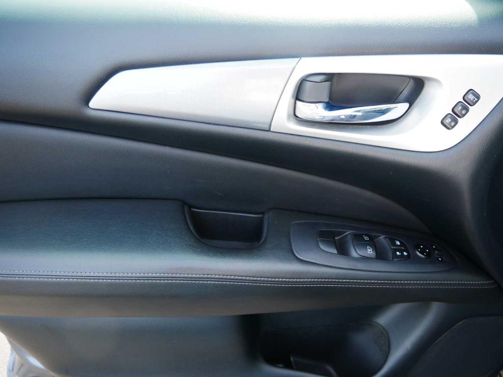 used 2020 Nissan Pathfinder car, priced at $19,424