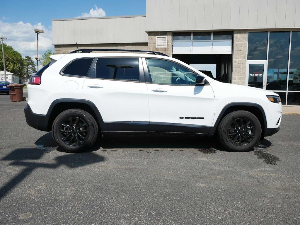 used 2023 Jeep Cherokee car, priced at $24,800