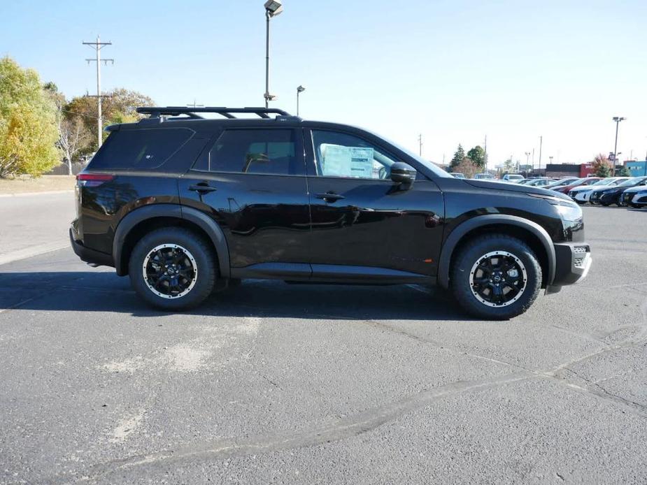 new 2024 Nissan Pathfinder car, priced at $44,950