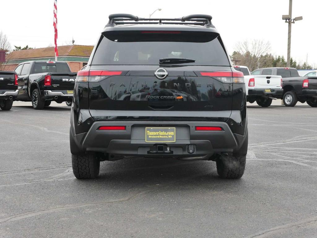 new 2025 Nissan Pathfinder car, priced at $42,270