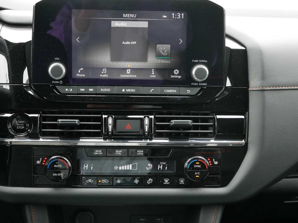 new 2025 Nissan Pathfinder car, priced at $42,270