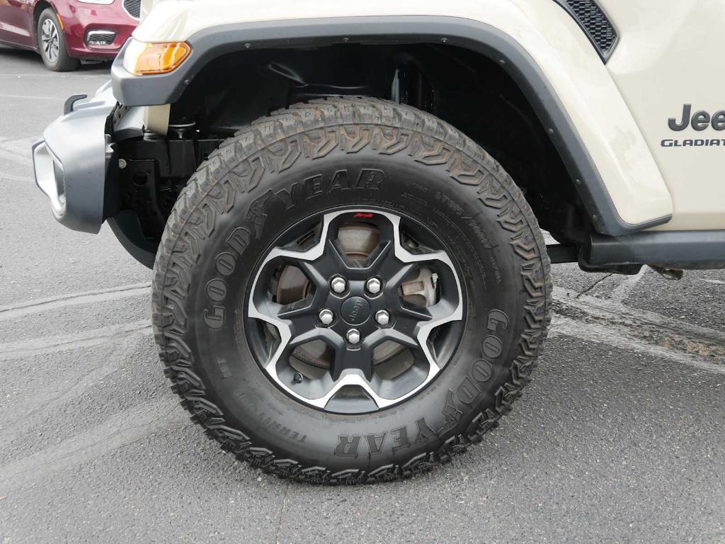 used 2020 Jeep Gladiator car, priced at $27,991