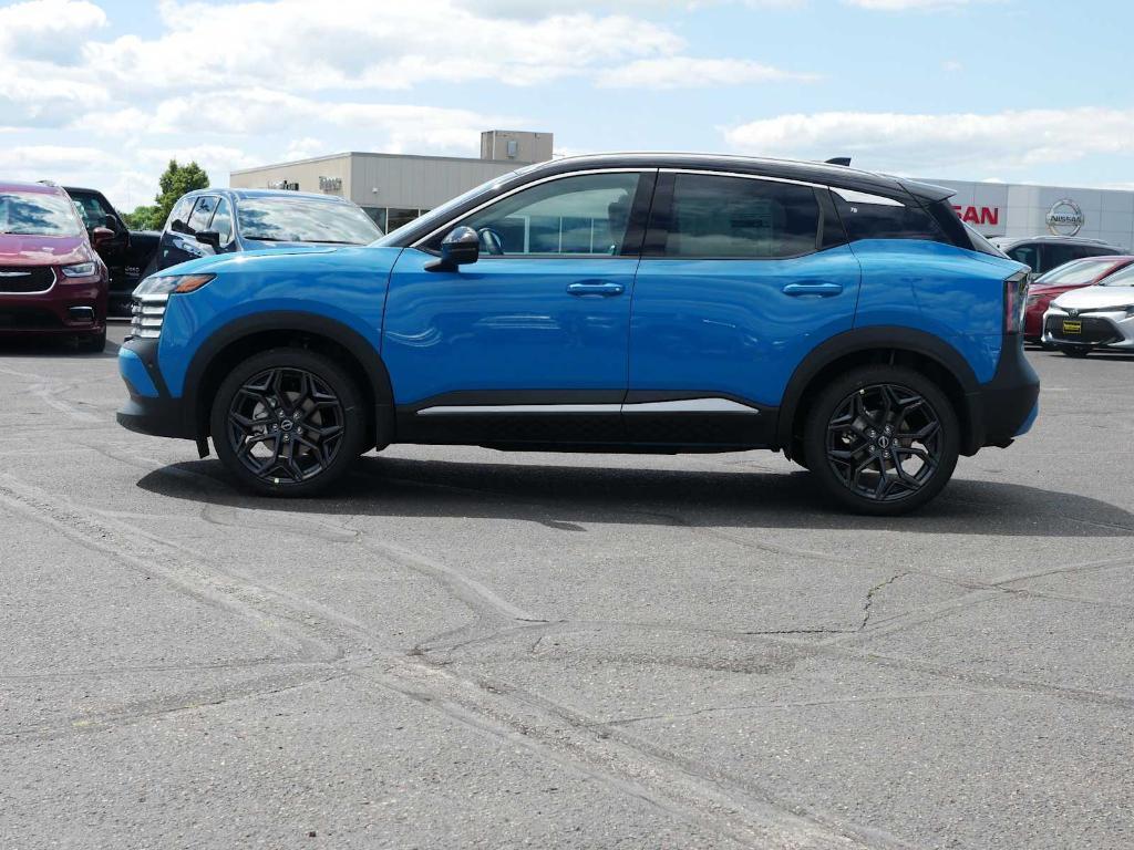 new 2025 Nissan Kicks car, priced at $32,194