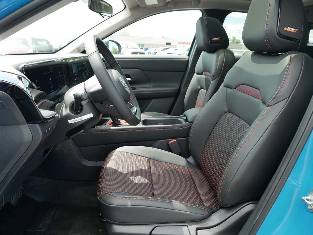 new 2025 Nissan Kicks car, priced at $32,194