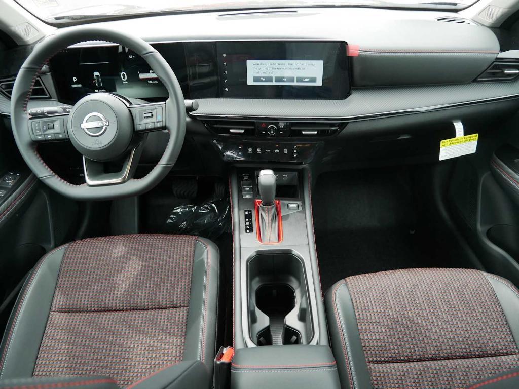 new 2025 Nissan Kicks car, priced at $29,011