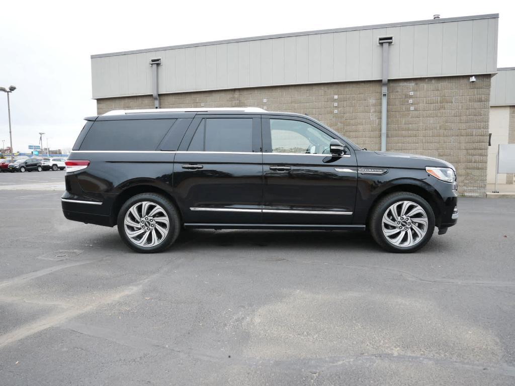 used 2022 Lincoln Navigator L car, priced at $57,500