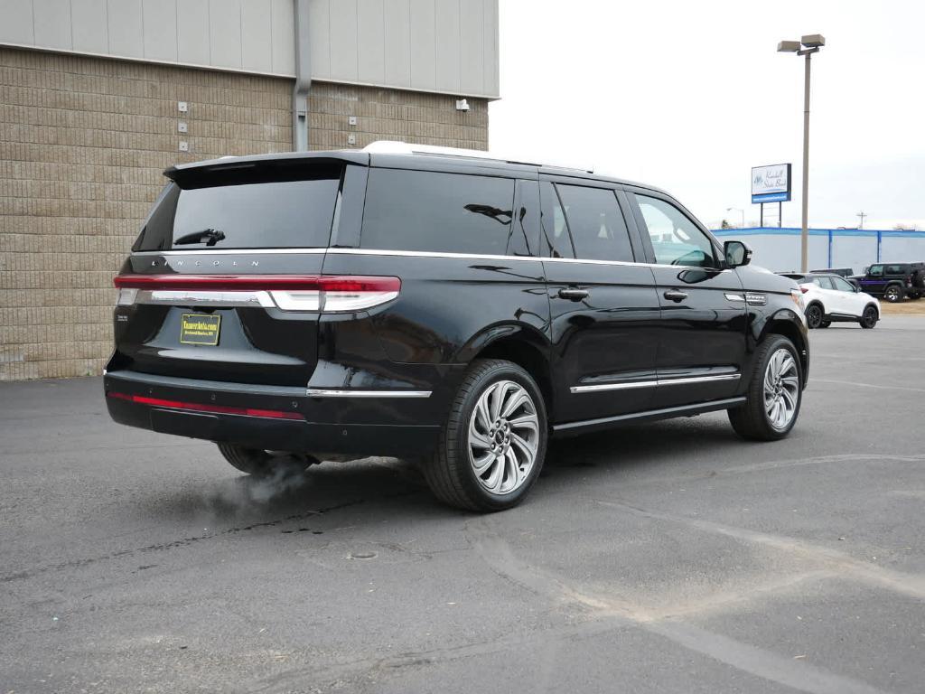 used 2022 Lincoln Navigator L car, priced at $57,500