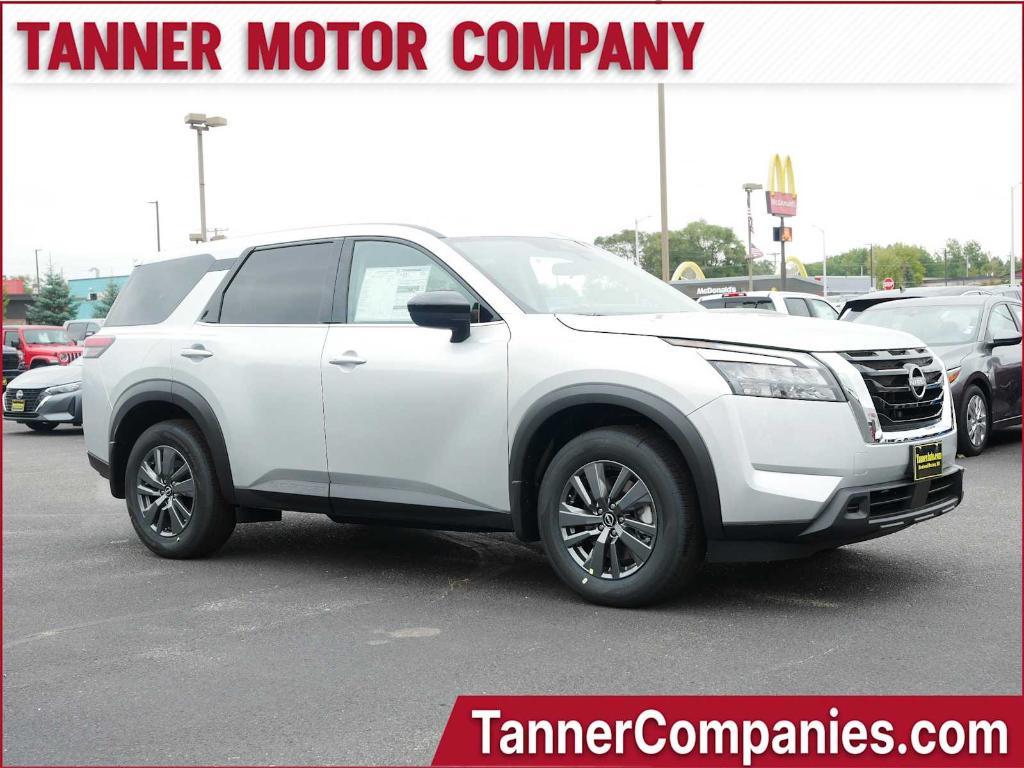 new 2025 Nissan Pathfinder car, priced at $33,363