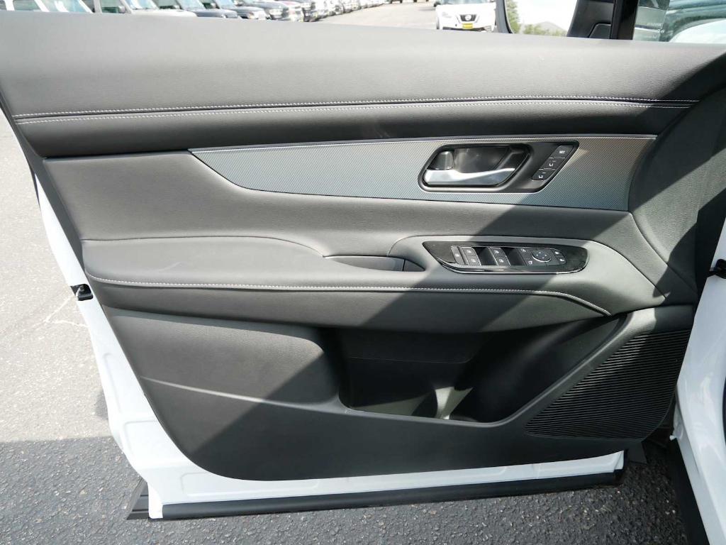 new 2025 Nissan Murano car, priced at $44,304