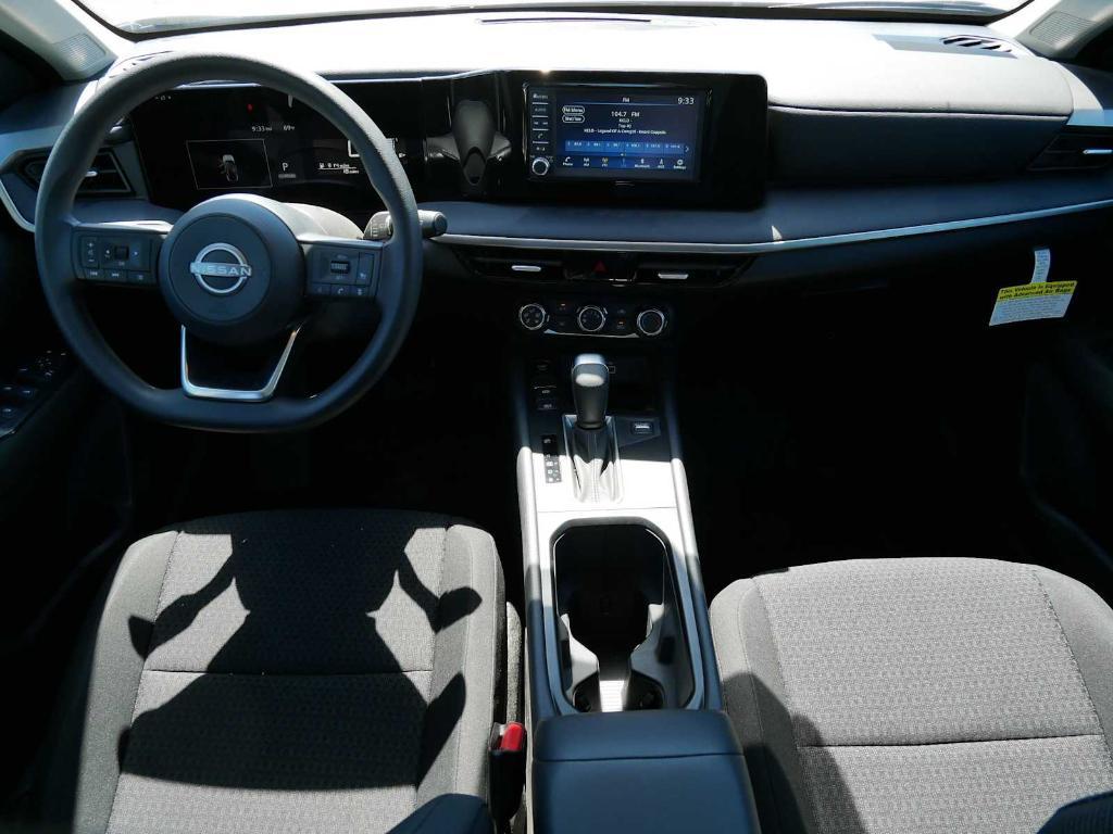 new 2025 Nissan Kicks car, priced at $24,752
