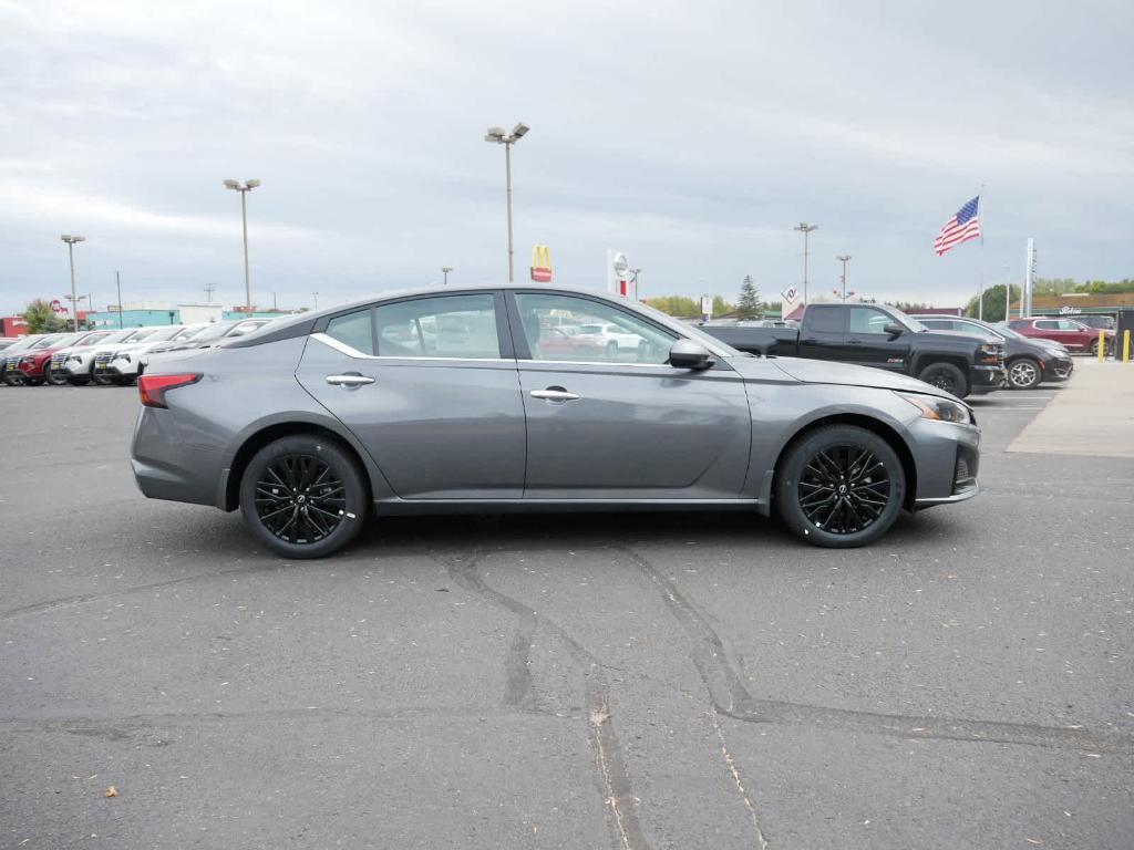 new 2025 Nissan Altima car, priced at $30,965