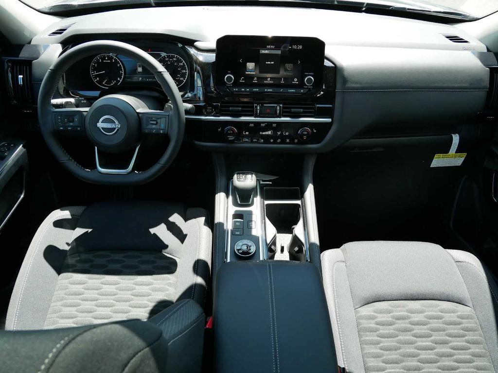 new 2025 Nissan Pathfinder car, priced at $43,087