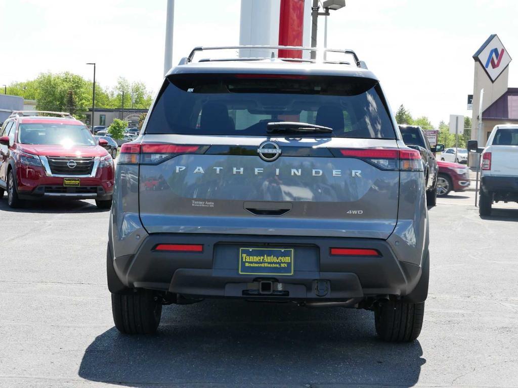 new 2025 Nissan Pathfinder car, priced at $43,087
